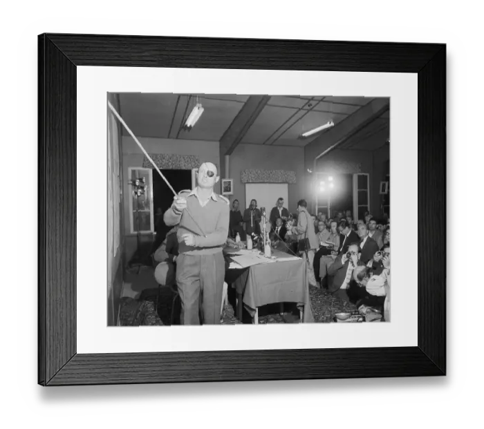 Framed Print : Moshe Dayan at Press Conference Framed Print : Moshe Dayan at Press Conference