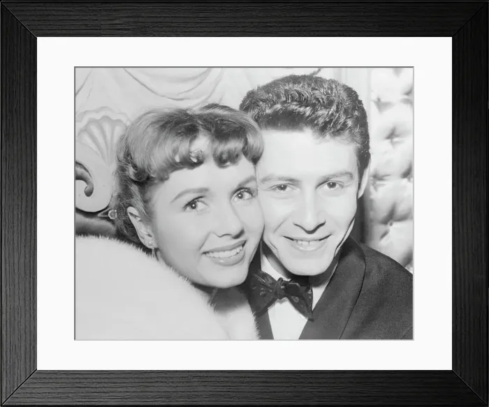Framed Print : Portrait of Debbie Reynolds and Eddie Fisher Framed Print : Portrait of Debbie Reynolds and Eddie Fisher