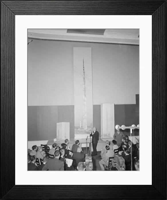 Framed Print : Architect Frank Lloyd Wright Speaking at Press Conference Framed Print : Architect Frank Lloyd Wright Speaking at Press Conference