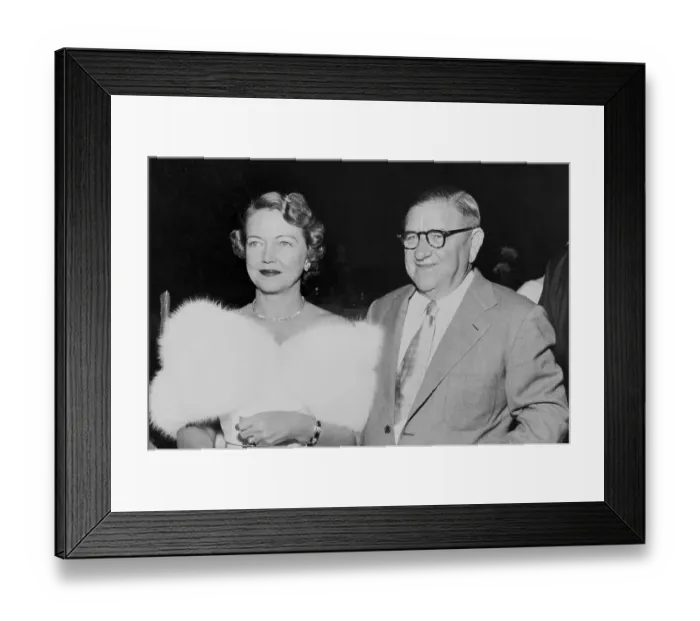 Framed Print : Multimillionare Clint Murchinson with Wife Framed Print : Multimillionare Clint Murchinson with Wife
