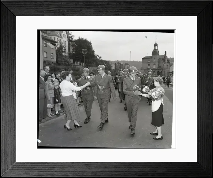 Framed Print : Girls Give Flowers To Troops Framed Print : Girls Give Flowers To Troops
