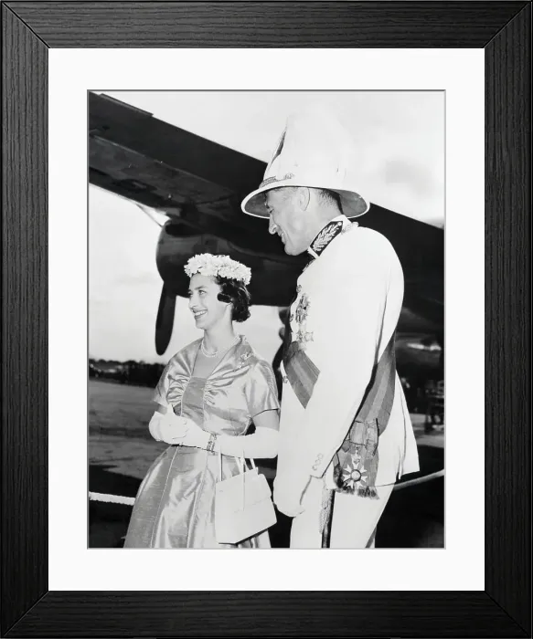 Framed Print : Princess Margaret with Sir Evelyn Baring While Touring in Kenya Framed Print : Princess Margaret with Sir Evelyn Baring While Touring in Kenya