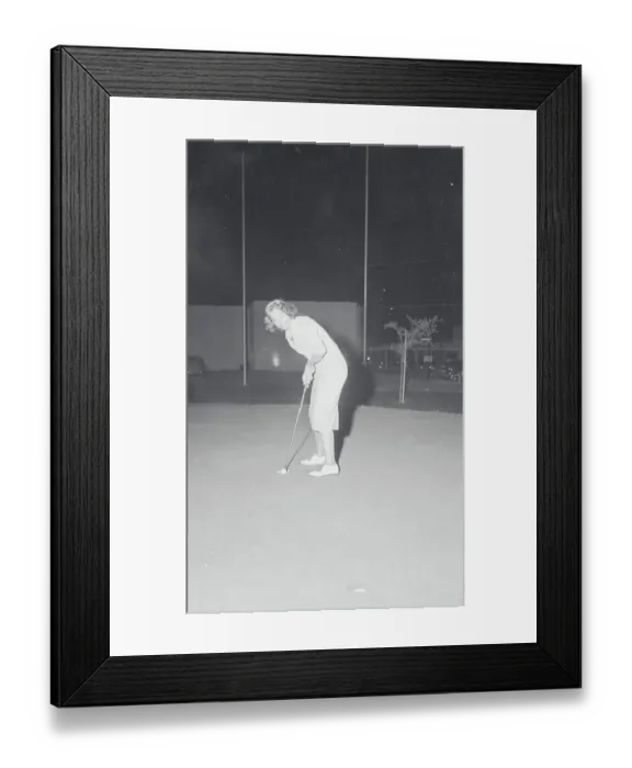 Framed Print : Marlene Bauer Hagge in Golfing Stance Framed Print : Marlene Bauer Hagge in Golfing Stance