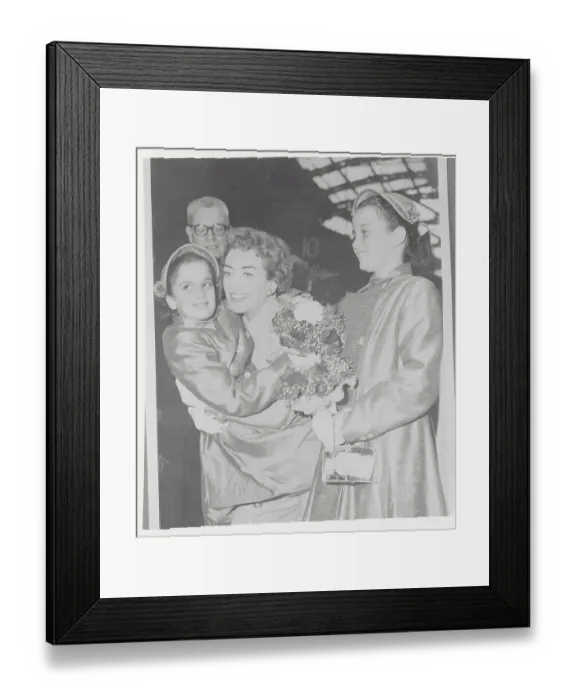 Framed Print : Joan Crawford Greeting Daughters Framed Print : Joan Crawford Greeting Daughters