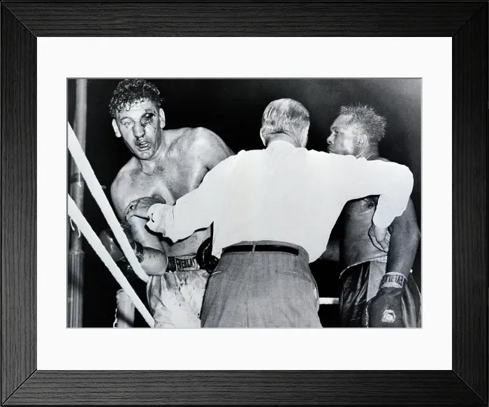 Framed Print : Referee Holds Archie Moore off James Parker During Boxing Match Framed Print : Referee Holds Archie Moore off James Parker During Boxing Match