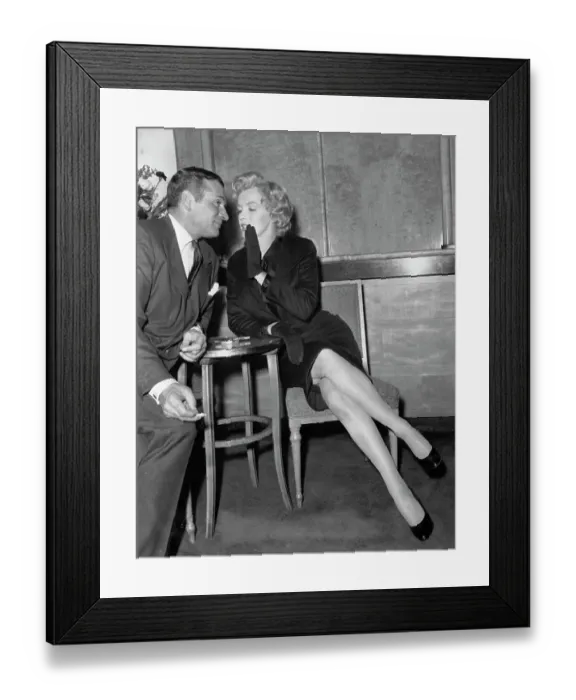 Framed Print : Marilyn Monroe and Laurence Olivier Framed Print : Marilyn Monroe and Laurence Olivier