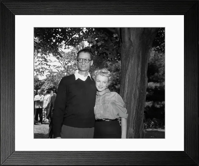 Framed Print : Marilyn Monroe and Arthur Miller Framed Print : Marilyn Monroe and Arthur Miller