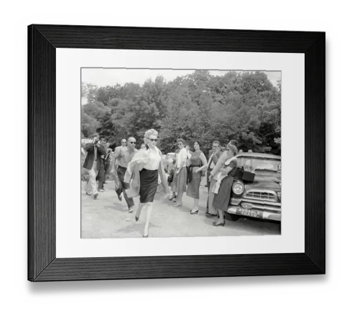 Framed Print : Marilyn Shaken by Accident Framed Print : Marilyn Shaken by Accident