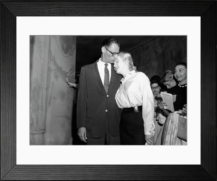 Framed Print : Arthur Miller Kissing Marilyn Monroe Framed Print : Arthur Miller Kissing Marilyn Monroe