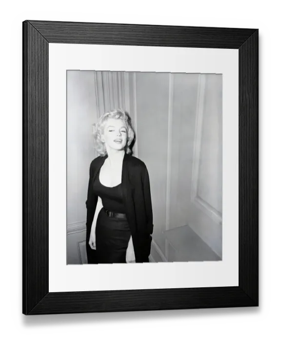 Framed Print : Marilyn Monroe Leaning Against Door Framed Print : Marilyn Monroe Leaning Against Door