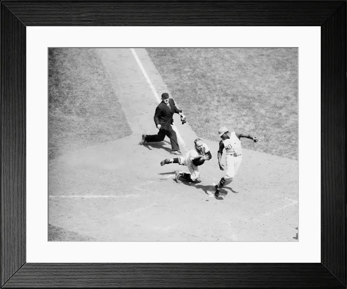 Framed Print : View of Redlegs Versus Giants