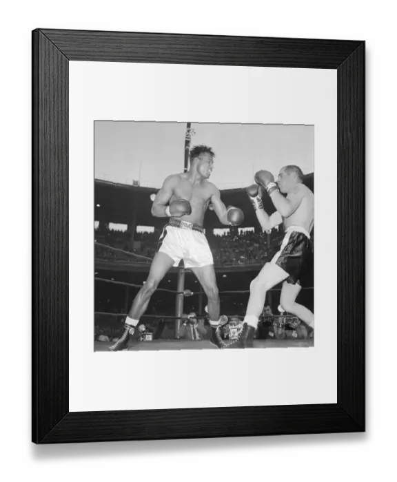 Framed Print : Ray Robinson Punching Out Carl Olson Framed Print : Ray Robinson Punching Out Carl Olson
