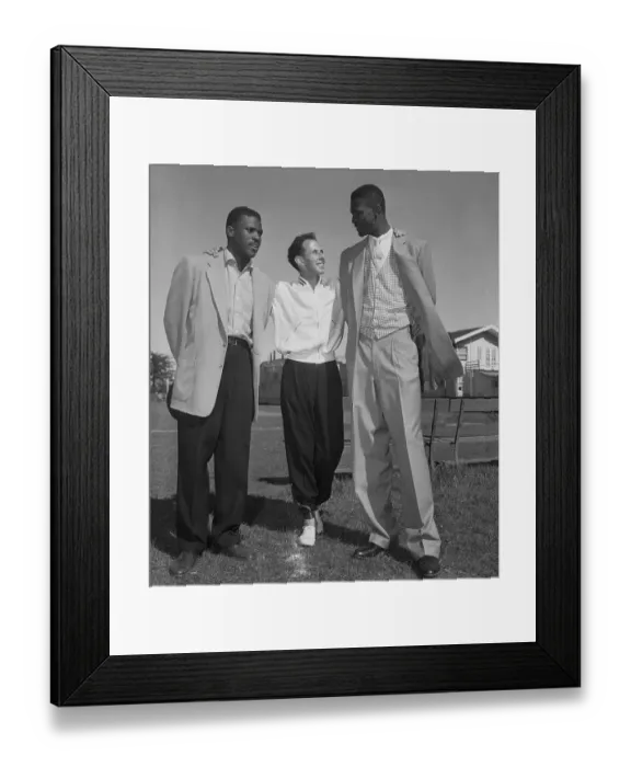 Framed Print : John Landy Speaking With Bill Russell and Casey Jones Framed Print : John Landy Speaking With Bill Russell and Casey Jones