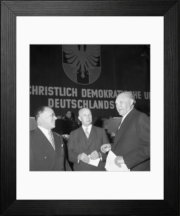 Framed Print : Konrad Adenauer Speaking With Colleagues Framed Print : Konrad Adenauer Speaking With Colleagues