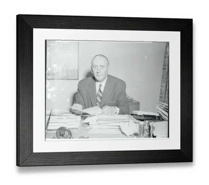 Framed Print : Portrait of Kenneth Wilson Framed Print : Portrait of Kenneth Wilson
