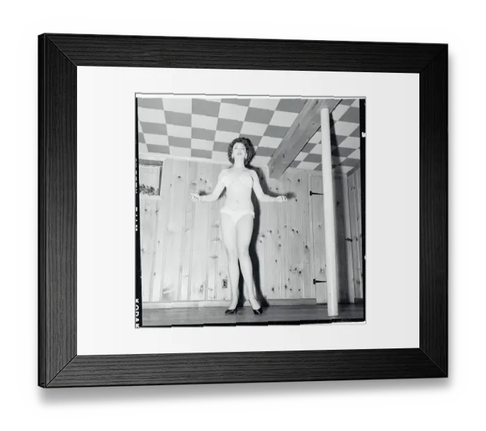 Framed Print : Portrait of Musical Stripper Paula Uhsan Framed Print : Portrait of Musical Stripper Paula Uhsan