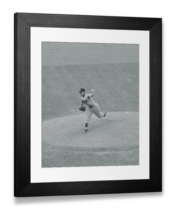 Framed Print : Portrait of Bobby Shantz Pitching Framed Print : Portrait of Bobby Shantz Pitching