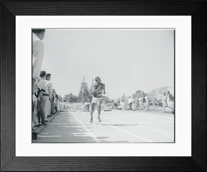 Framed Print : Ancel Robinson Pushing for the Finish Framed Print : Ancel Robinson Pushing for the Finish