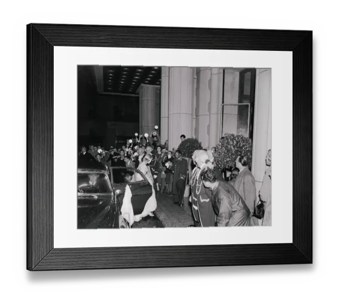 Framed Print : Cameramen Photographing a Guest Entering a Club Framed Print : Cameramen Photographing a Guest Entering a Club
