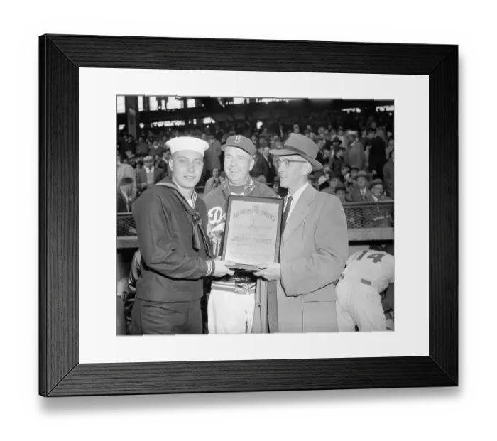 Framed Print : Roscoe McGowan Presenting a Plaque to Johnny Podres