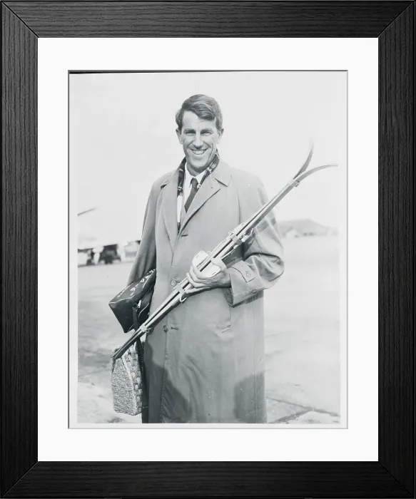 Framed Print : Portrait of Sir Edmund Hillary Framed Print : Portrait of Sir Edmund Hillary