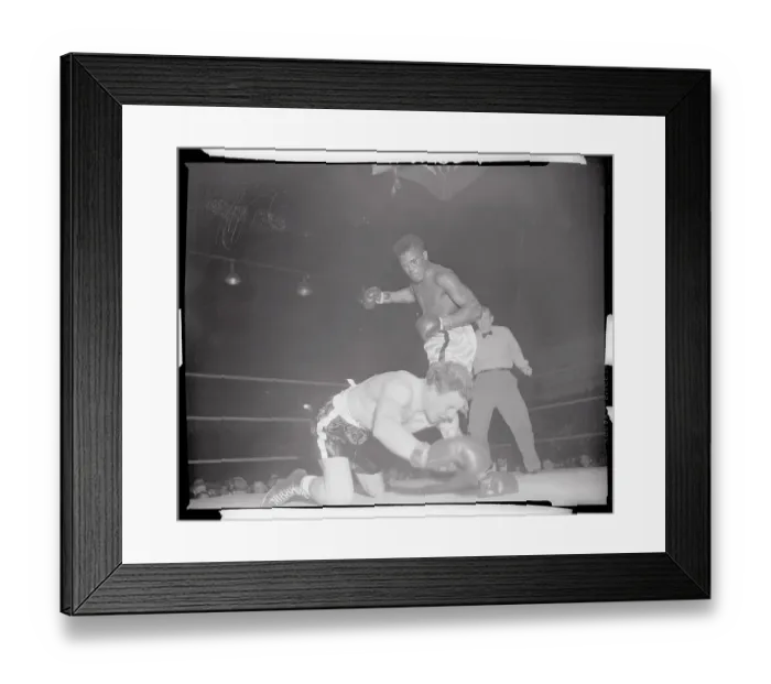 Framed Print : Boxers in Action in the Ring Framed Print : Boxers in Action in the Ring
