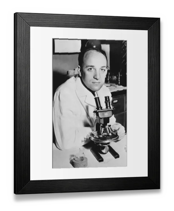 Framed Print : Portrait of Dr Roger Guillemin