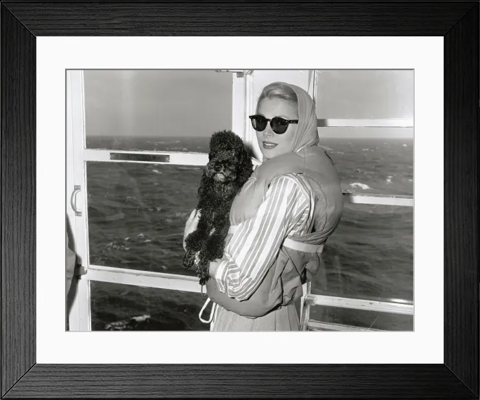 Framed Print : Grace Kelly in Lifejacket Framed Print : Grace Kelly in Lifejacket