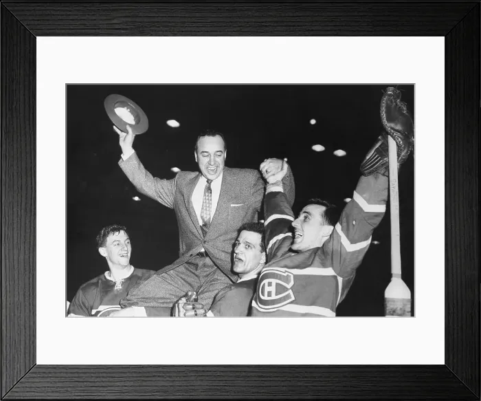 Framed Print : Montreal Canadiens Celebrating Their Victory Framed Print : Montreal Canadiens Celebrating Their Victory