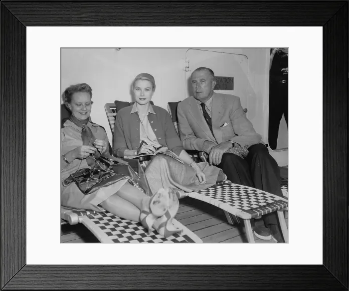 Framed Print : Grace Kelly Sitting With Her Parents Framed Print : Grace Kelly Sitting With Her Parents