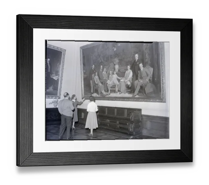 Framed Print : Girl Guide Showing Visitors Family Portr Framed Print : Girl Guide Showing Visitors Family Portr