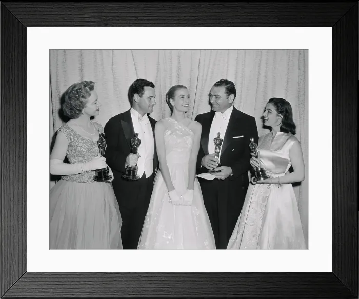 Framed Print : Performers Posing Together and Holding Oscars Framed Print : Performers Posing Together and Holding Oscars