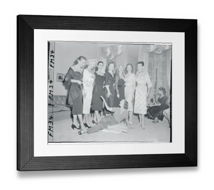 Framed Print : Portrait of Ziegfeld Follies Girls Framed Print : Portrait of Ziegfeld Follies Girls