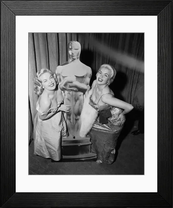 Framed Print : Cleo Moore and Jayne Mansfield Framed Print : Cleo Moore and Jayne Mansfield