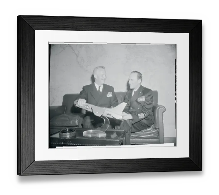 Framed Print : Arleigh Burke with Corso Pecori Giraldi Framed Print : Arleigh Burke with Corso Pecori Giraldi