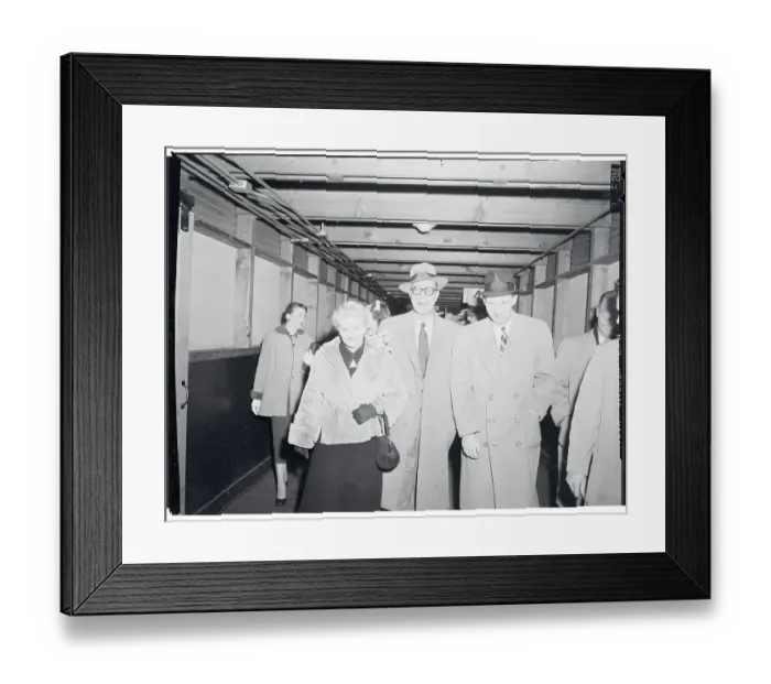 Framed Print : Estes Kefauver with Coya Knutson and Bob Short Framed Print : Estes Kefauver with Coya Knutson and Bob Short