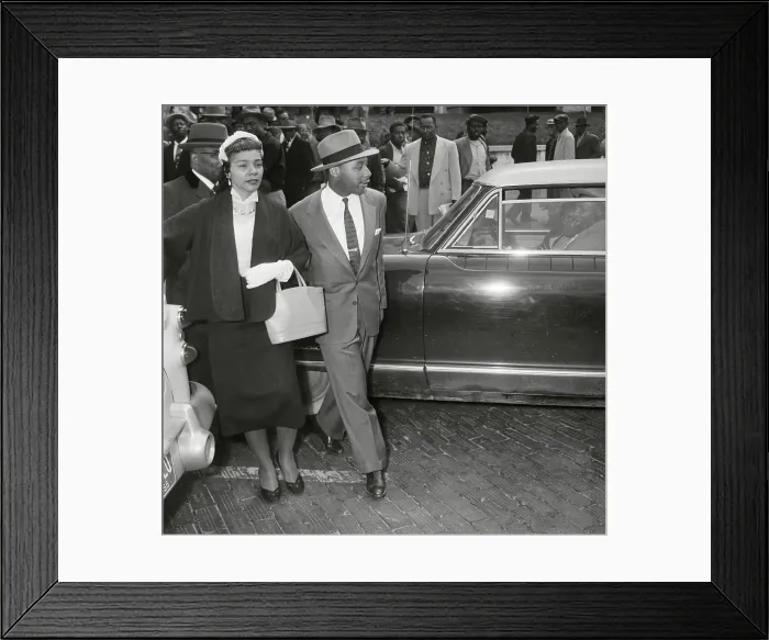 Framed Print : Martin Luther and Coretta King During Bus Boycott Trial Framed Print : Martin Luther and Coretta King During Bus Boycott Trial