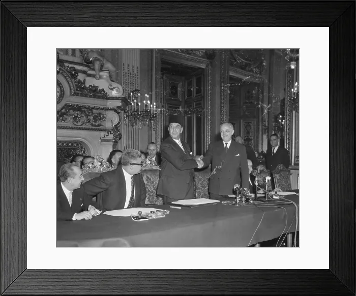 Framed Print : French Officials Meeting on Tunisia Issues Framed Print : French Officials Meeting on Tunisia Issues