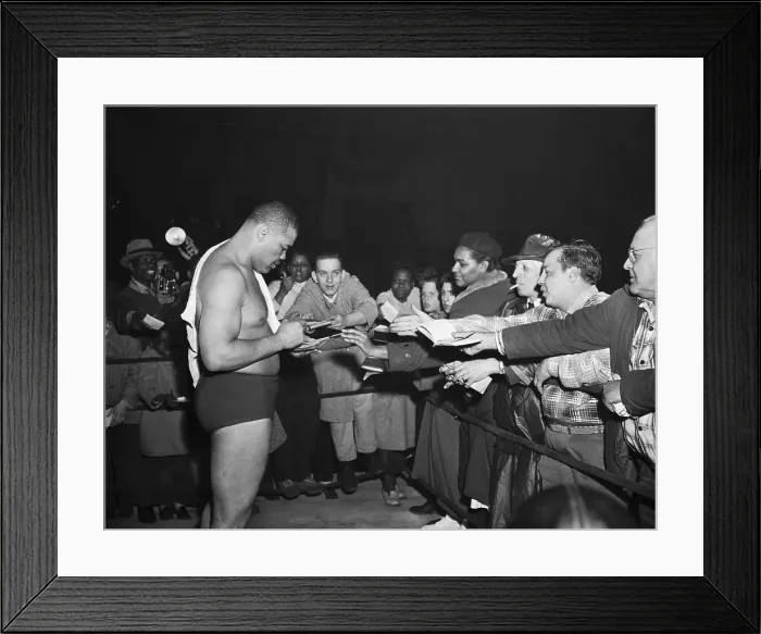 Framed Print : Joe Louis Signing Autographs Framed Print : Joe Louis Signing Autographs