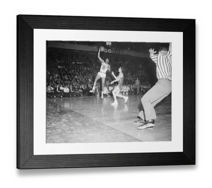 Framed Print : Sweetwater Clifton Grabbing a Rebound Framed Print : Sweetwater Clifton Grabbing a Rebound