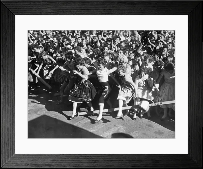 Framed Print : Crowd of Fans Rushing After Johnny Ray
