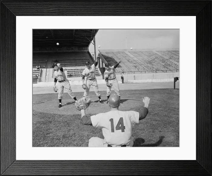 Framed Print : Portrait of Cincinnati Reds Pitchers