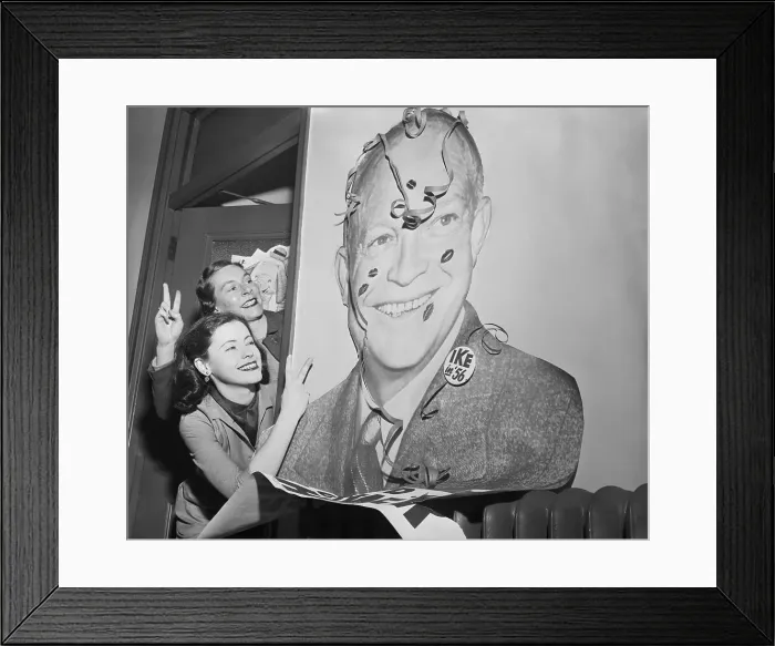Framed Print : A Poster of President Eisenhower Framed Print : A Poster of President Eisenhower