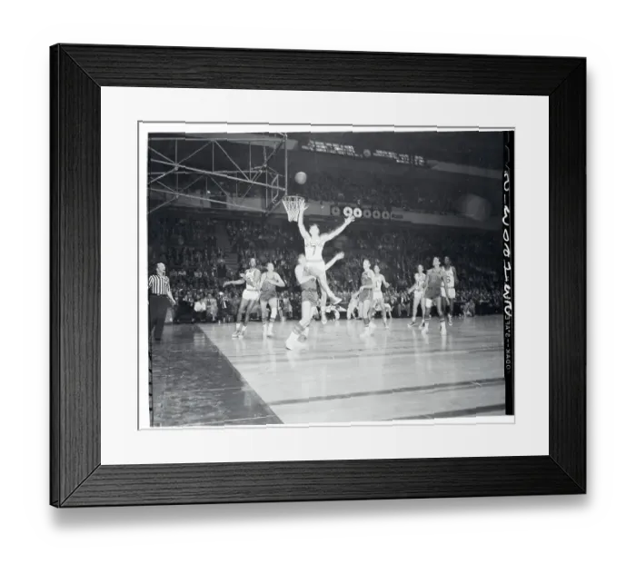 Framed Print : Gene Shue Trying to Make a Basket Framed Print : Gene Shue Trying to Make a Basket