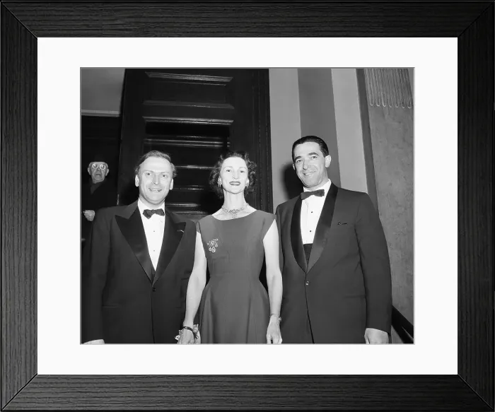 Framed Print : Yehudi Menuhin, Wife And Ian Maxwell