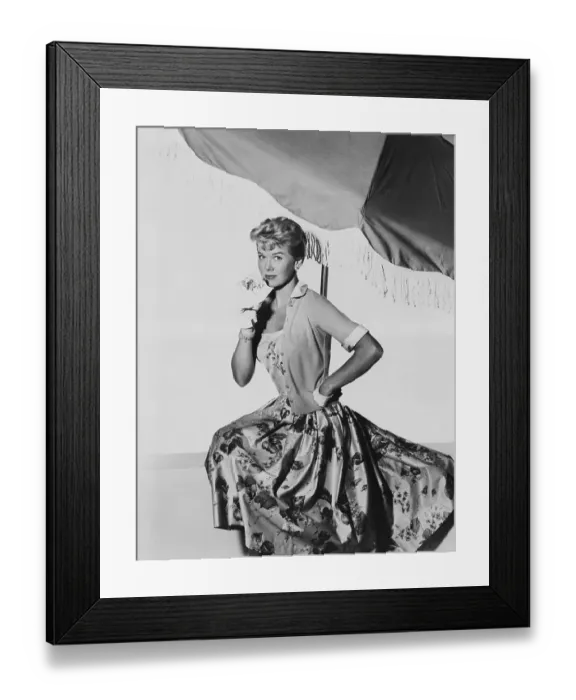 Framed Print : Doris Day Models One Of Her Designs Framed Print : Doris Day Models One Of Her Designs