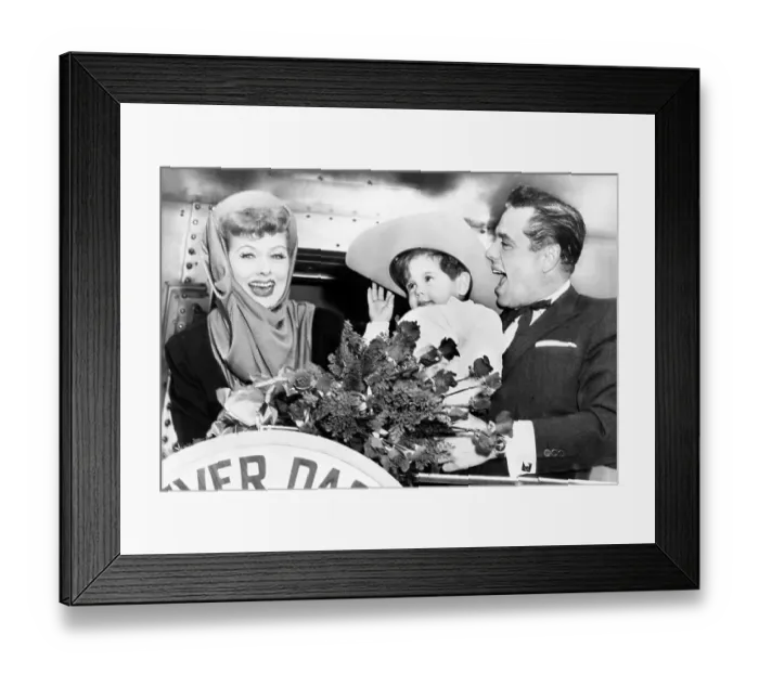 Framed Print : Lucille Ball and Desi Arnaz Framed Print : Lucille Ball and Desi Arnaz