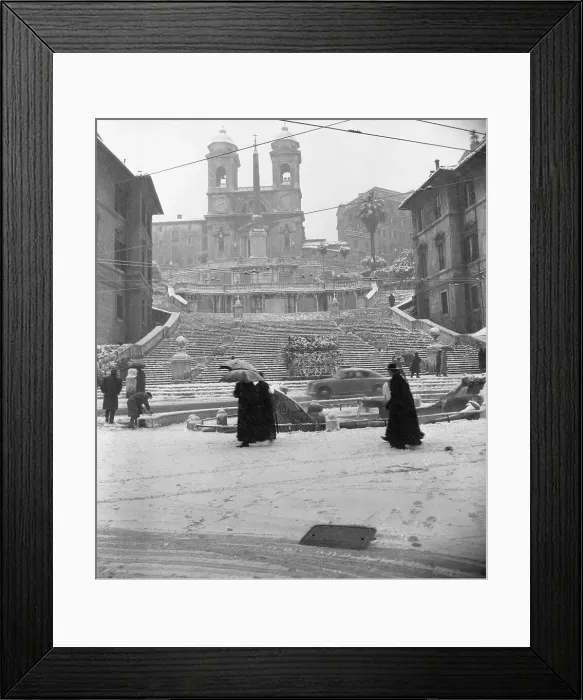 Framed Print : Snow Covering Rome's Spanish Steps Framed Print : Snow Covering Rome's Spanish Steps