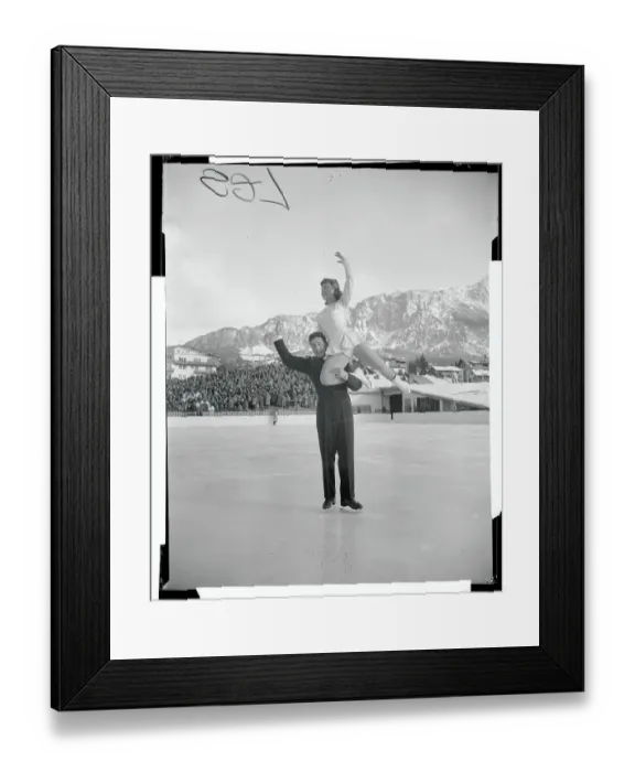 Framed Print : Kurt Oppelt Performing With Sissy Schwarz on His Shoulder Framed Print : Kurt Oppelt Performing With Sissy Schwarz on His Shoulder