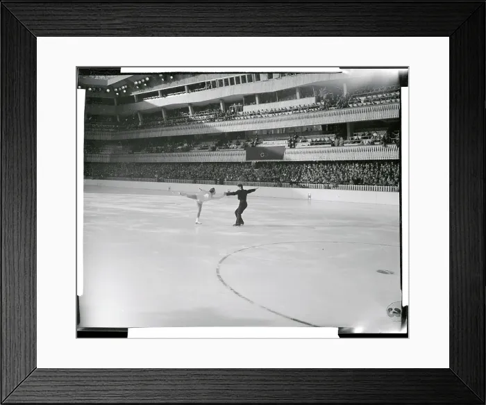 Framed Print : Sissy Schwarz and Kurt Oppelt Framed Print : Sissy Schwarz and Kurt Oppelt